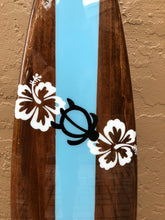Load image into Gallery viewer, Hawaiian Honu Lei Decorative Surfboard 
